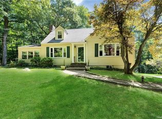 13 Elizabeth Pl, Armonk, NY 10504