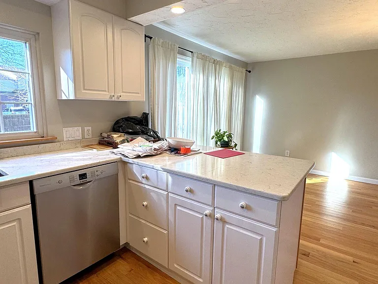 399 Pond St #B6 — Photo 5
