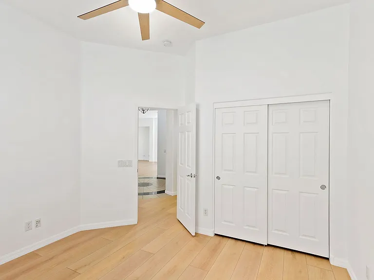 27 Gladewater Dr — Photo 37