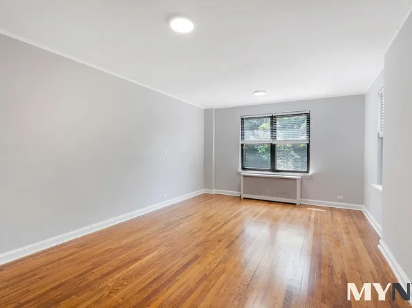 76-12 Ditmars Blvd #B-3, East Elmhurst, NY 11370