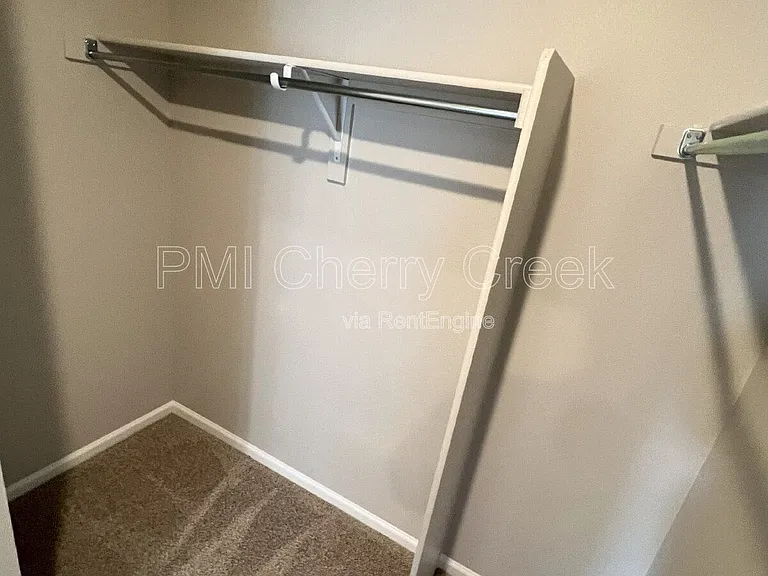 741 N Tempe St — Photo 19