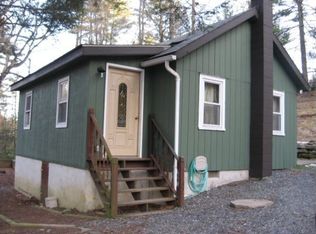 1213 Sherwood Forrest Rd, Stroudsburg, PA 18360