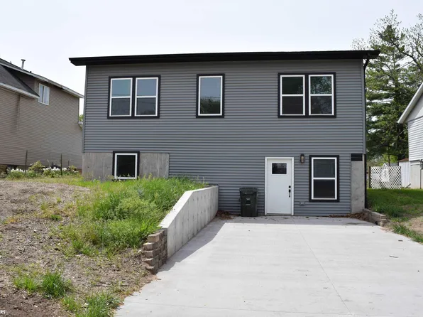 723 33rd St, Fort Madison, IA 52627