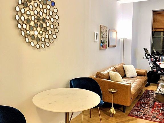 4th image of 99 John St APT 1113