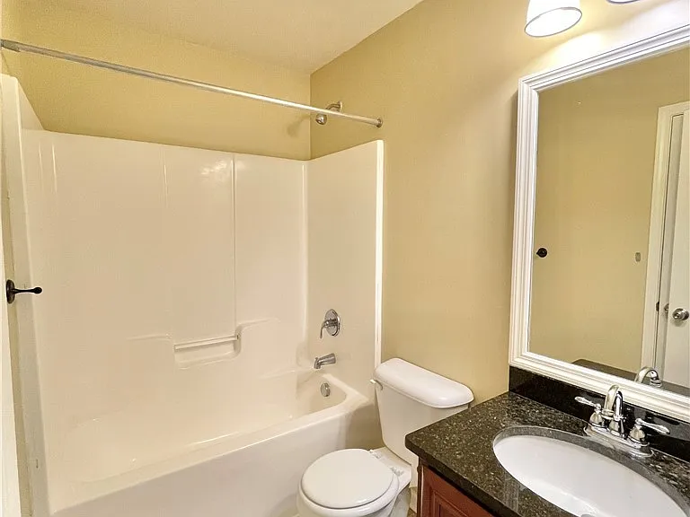 642 Regimental Dr — Photo 20