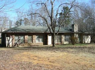 610 J Villa Dr, Chapel Hill, NC 27516