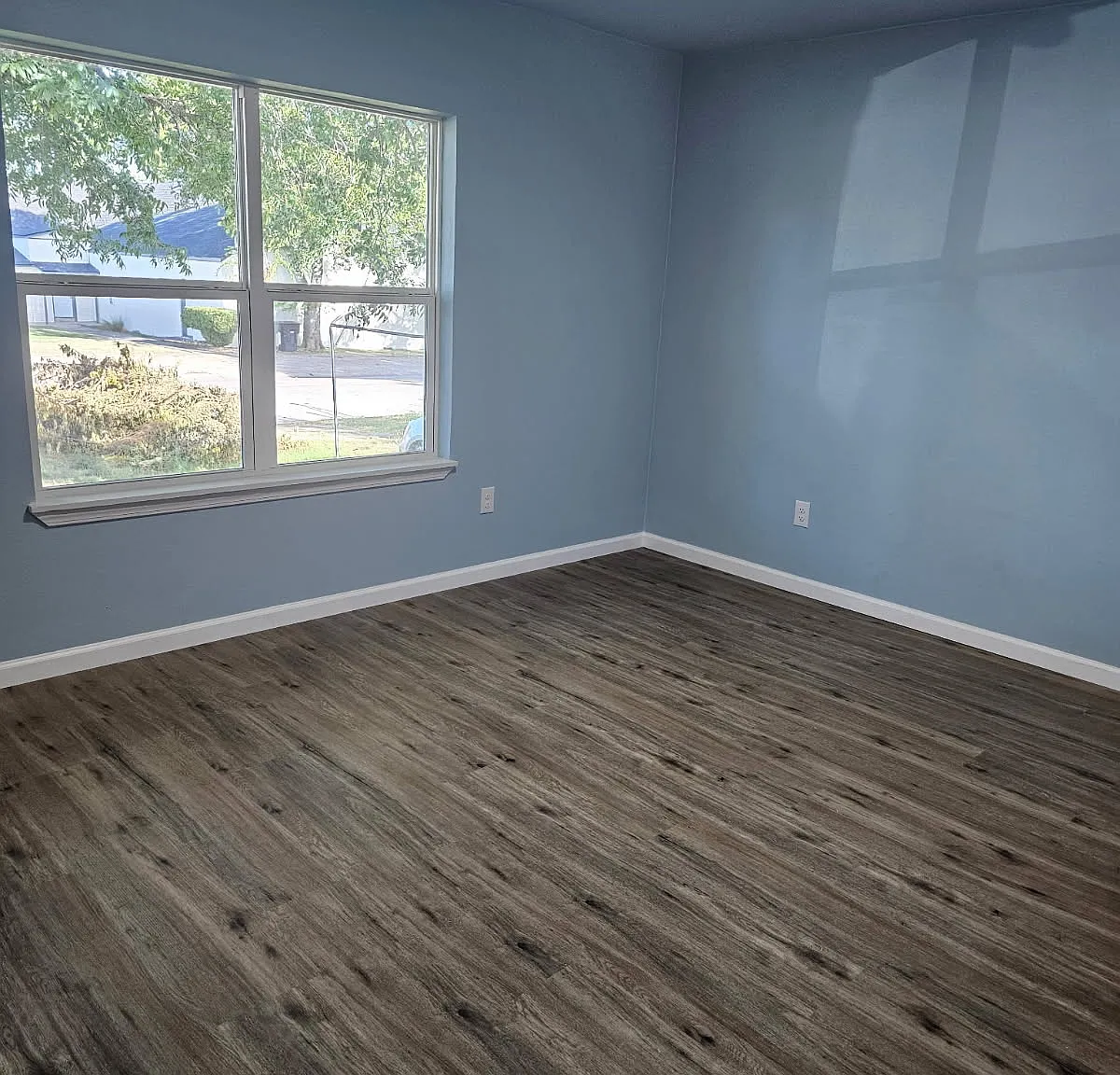 3 bed, 906 sqft, $1,050 — Photo 4