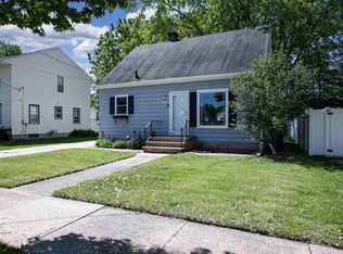 1015 W Hawes Ave, Appleton, WI 54914