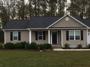 204 Reid Ct S, Jacksonville, NC 28540