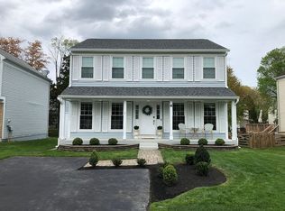 6 Dudley Ct, Sterling, VA 20165