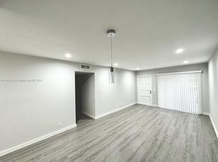 5379 SW 40th Ave APT 202, Dania Beach, FL 33314