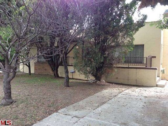 5th image of 220 S Oakhurst Dr
