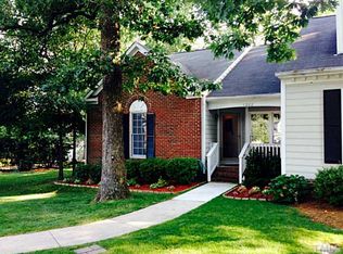 1202 Deptford Ct, Raleigh, NC 27609