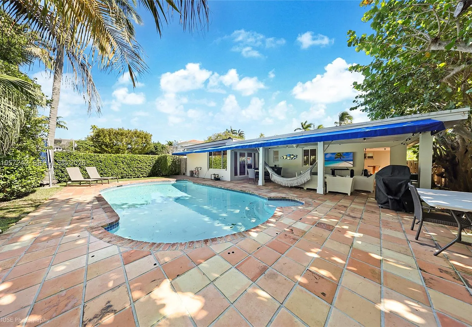 Tropical Isle Homes Sub 3 — Photo 3