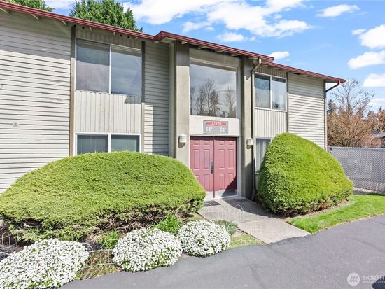 17529 151st Avenue SE #7-11, Renton, WA 98058