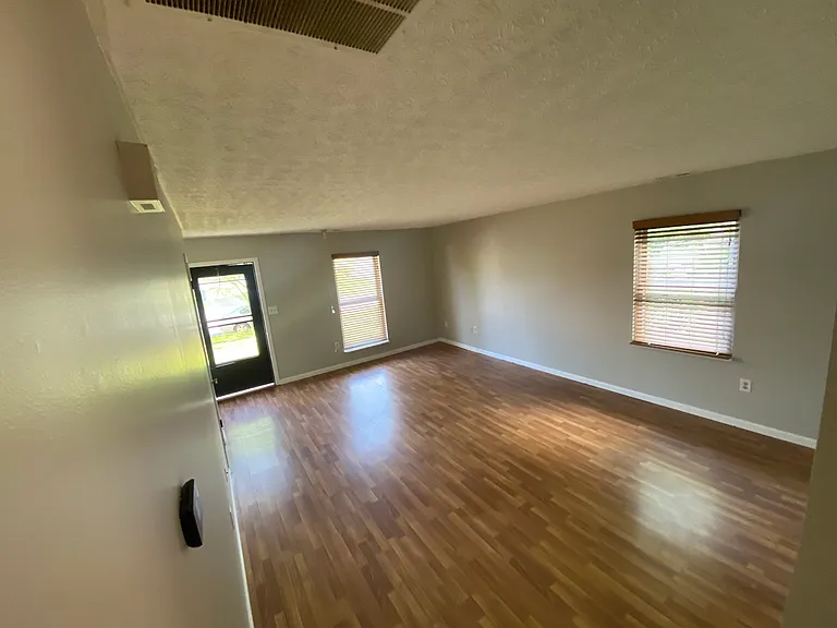 3791 Farm Brook Ln — Photo 6