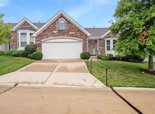 23 Lindbergh Place Ct, Saint Louis, MO 63146