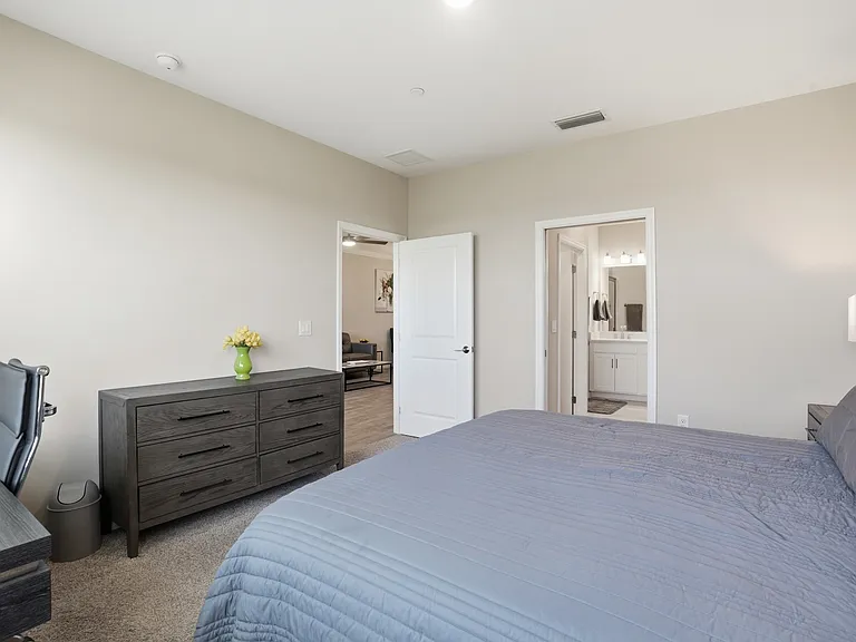 11851 Venetian Lagoon Dr #103 — Photo 28