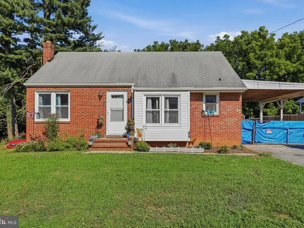 22 Emmert Rd, Hagerstown, MD 21740