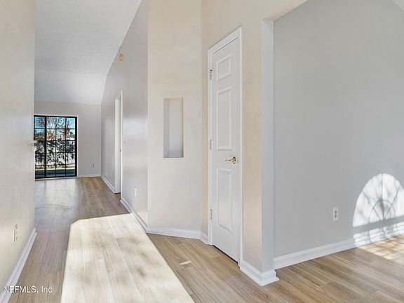 5th image of 12715 BENTWATER Drive