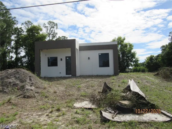 3421 23rd St SW, Lehigh Acres, FL 33976