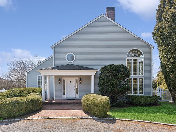 2nd image of 114 Newlight Ln