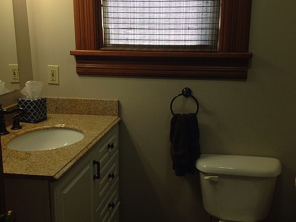 Granite, new shower/tub