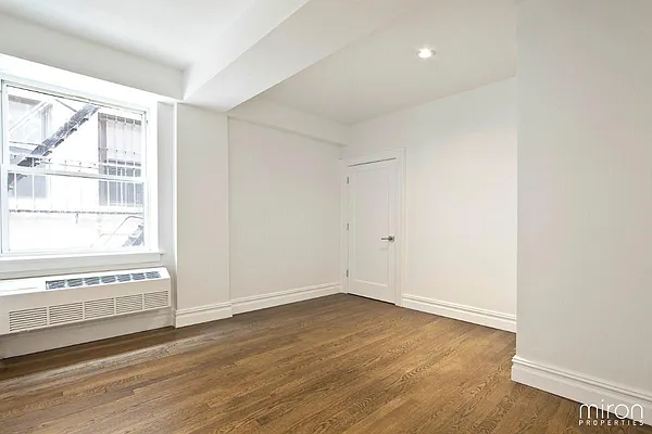 Rented by Miron Properties | media 70