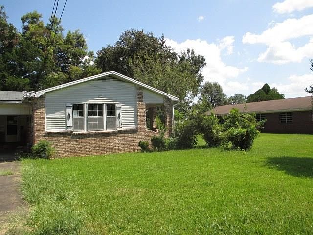 1st image of 307 N Ash St