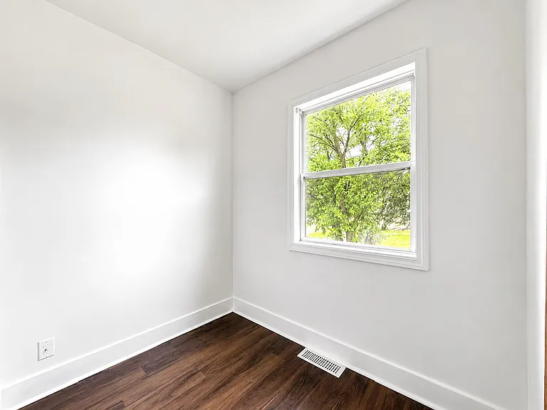 254 Thornhurst Rd — Photo 24