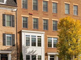 11385 Ridgeline Rd, Fairfax, VA 22030