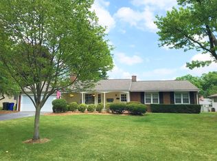 3866 Chiselhurst Pl, Columbus, OH 43220