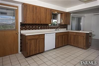 3rd image of 1662 N Westridge Ave
