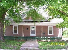 2nd image of 712 Morehead St