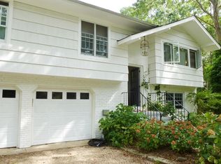 44 Cedar Ridge Dr, East Hampton, NY 11937