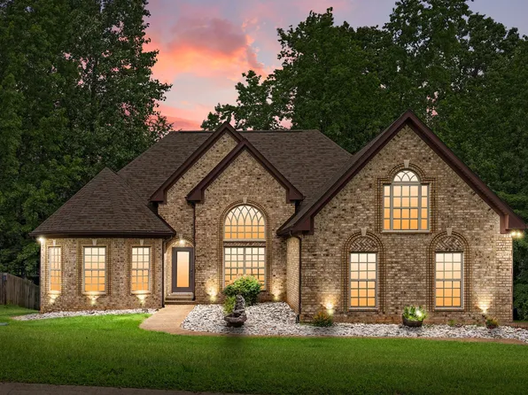 3034 Gracie Ann Dr, Greenbrier, TN 37073