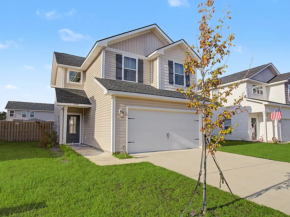 248 Buckingham Dr