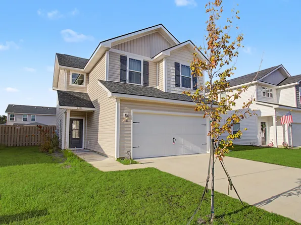 248 Buckingham Dr, Midway, GA 31320