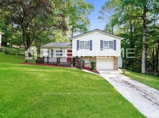 6852 Markham Dr, Trussville, AL 35173