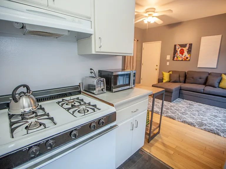 3200 W Sunset Blvd #208 — Photo 16
