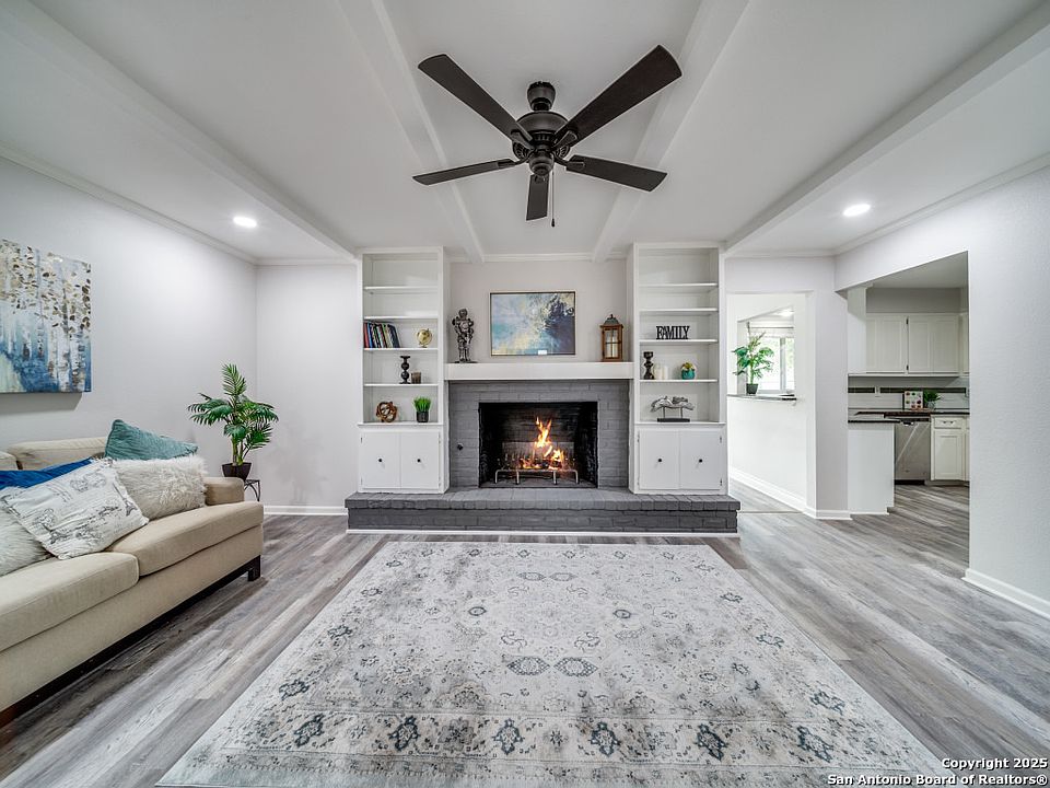 1st image of 606 Moorside