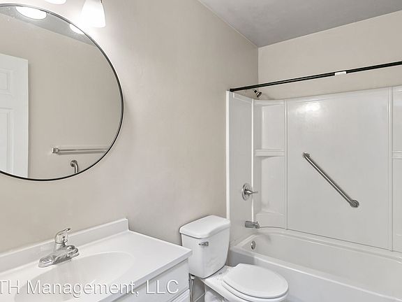 2nd image of 703 S Rogers St #18468700