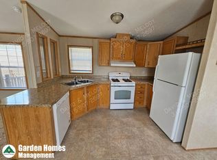 3843 Oneida St TRLR 41, New Hartford, NY 13413