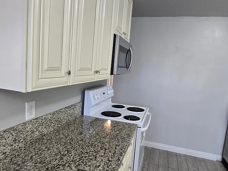 23601 Golden Springs Dr #A-10 — Photo 15