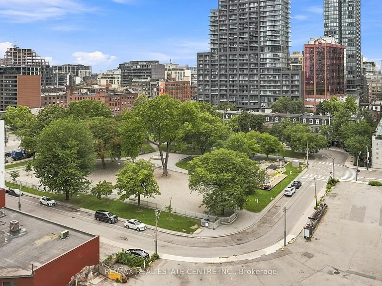 352 Front St W #1010 — Photo 27