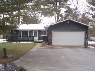 10800 Deepwater Pointe Trl, Rapid City, MI 49676