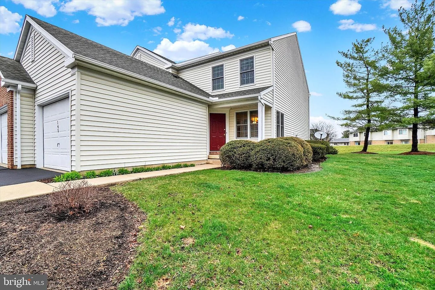 145 Mallard Dr photo 1