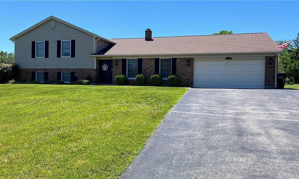 1st image of 1588 Roamont Dr