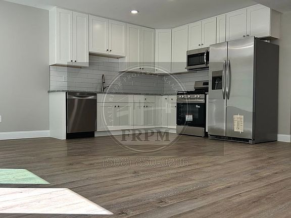 2nd image of 2188-2190 Phillips Rd