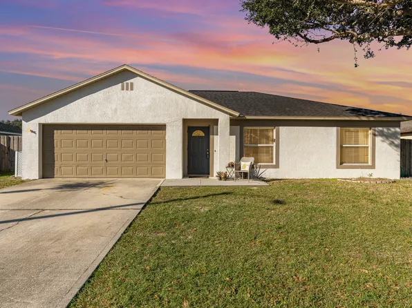 1484 Kodak Dr, Titusville, FL 32796